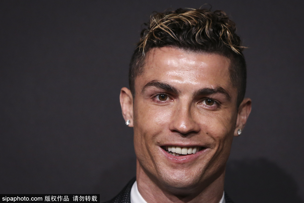 近期手感不佳！文班：我之前没经历过这种防守，我在努力适应