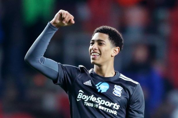 官方：曼联19岁前锋伊森-惠特利租借加盟英甲俱乐部北安普顿