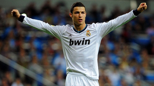 曼晚：多纳鲁马对加盟曼联持开放态度，但不会采取永久转会