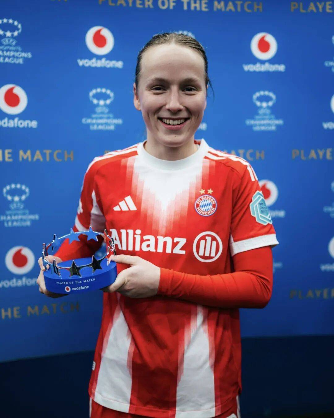 弗里克：亚马尔被换下场时有些失望，没想到孔德能梅开二度