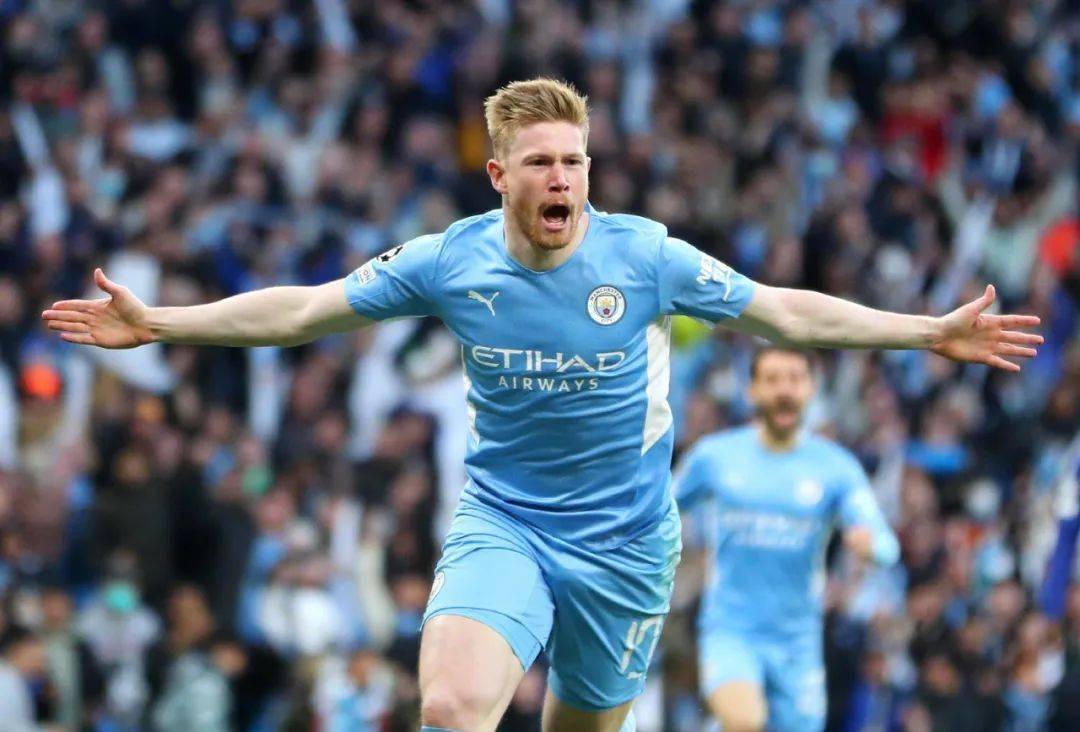 足协杯决赛收官，中国足球寻找“强力伙伴”共赴新征程（足协杯决赛落幕，中国足球携强劲伙伴开启新征程）