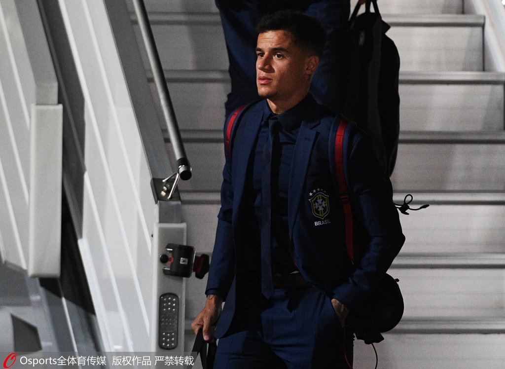 曼联平六轮未胜伯恩茅次，下轮将迎战状态火热的维拉（曼联战平伯恩茅斯，联赛六轮不胜，下轮将对阵状态火热的维拉）