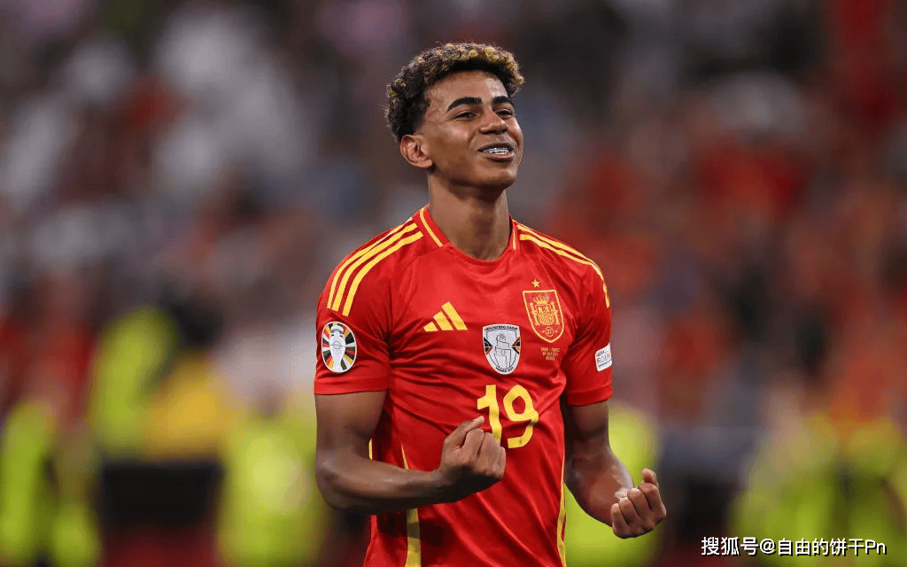 孙继海晒视频发出疑问：为什么现在小孩顺拐那么多