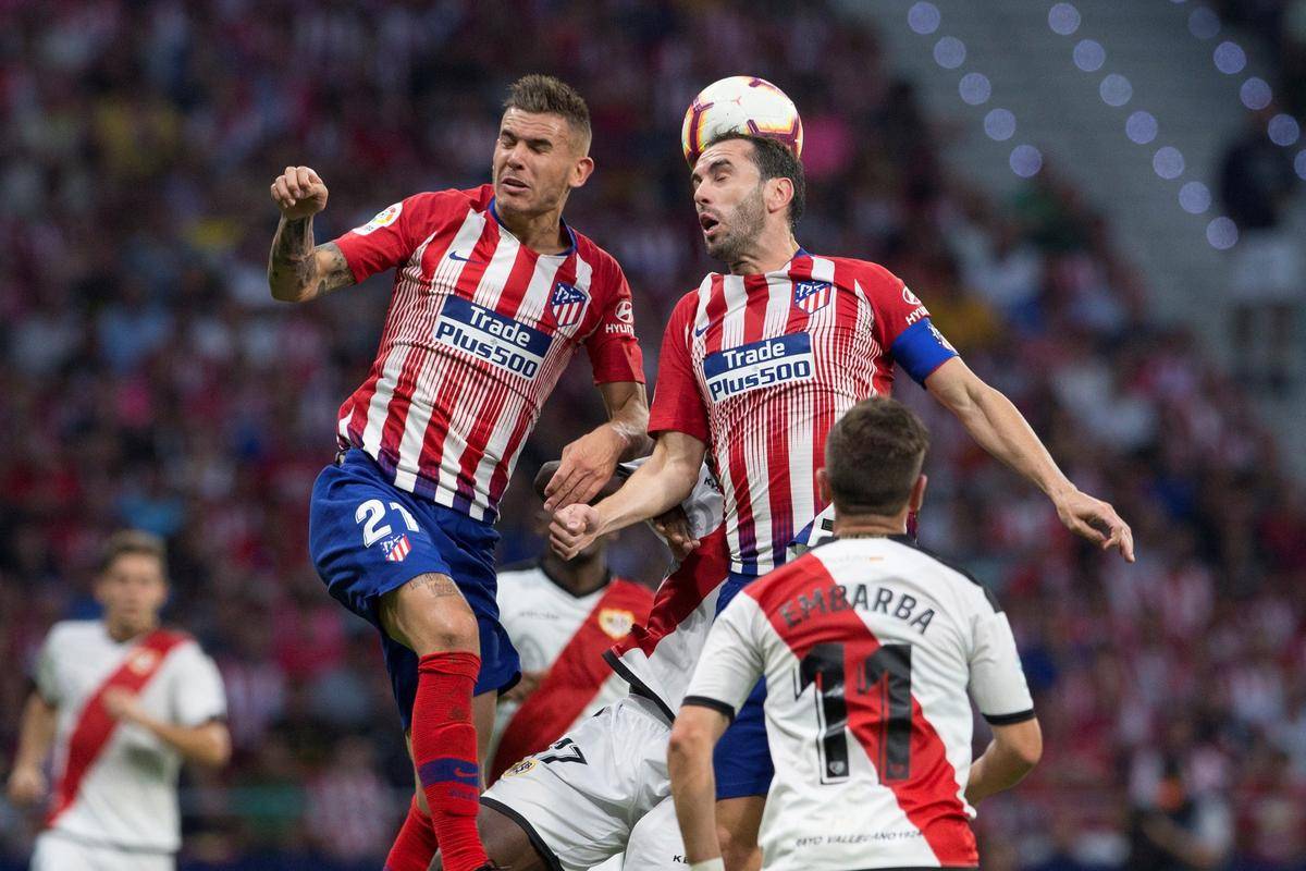 凯恩切换到“全能战士”模式，拜仁可以专心打欧冠了！（凯恩开启全能战士模式，拜仁得以专注欧冠！）