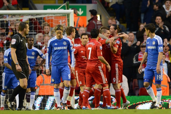 马卡：皇马2025年以零冠黯然收官，是一个充满动荡的体育赛季（马卡：动荡赛季，皇马2025年无冠收场）