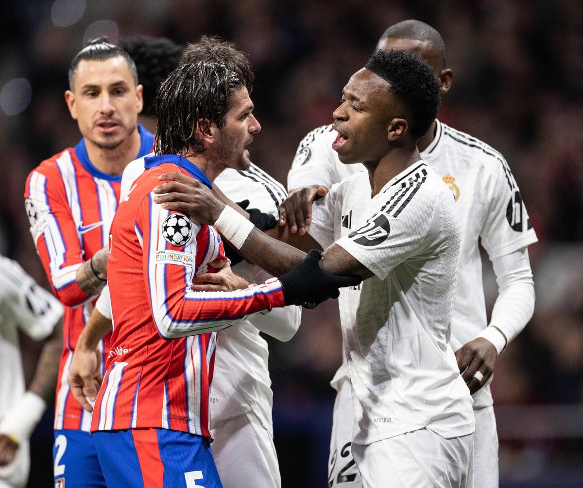 39岁仍然无所畏惧：诺伊尔的拜仁传奇继续