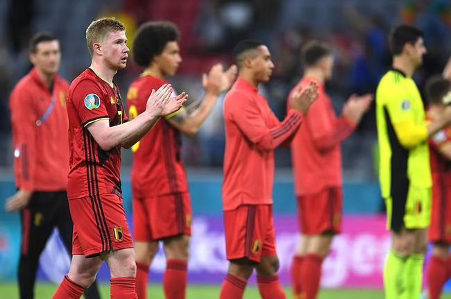 喜讯！宿茂臻将在12月9日拍板决定大牌名帅二进宫来鲁能执教，王大雷带头欢迎他入队